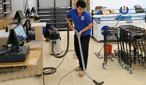 Dịch vụ vệ sinh công nghiệp quận 4
