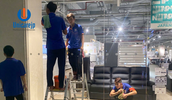 Tổng vệ sinh trung tâm thương mại