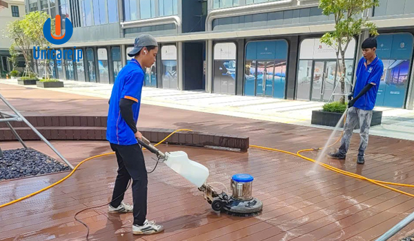 Tổng vệ sinh công viên giải trí, khu vui chơi
