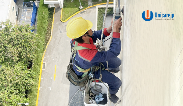 Thi công chống thấm mặt ngoài tòa nhà tại Tp. HCM