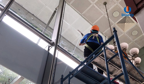 Vệ sinh công nghiệp Quận 9 Nhanh Chóng Và Uy Tín