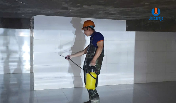 Vệ Sinh Bể Nước Trường Học